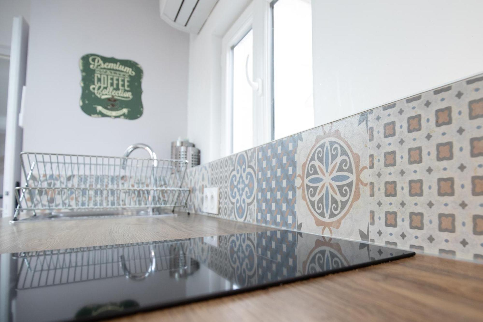 La Chic Comedie - 2 Chambres - Hypercentre - Wifi Montpellier Ngoại thất bức ảnh